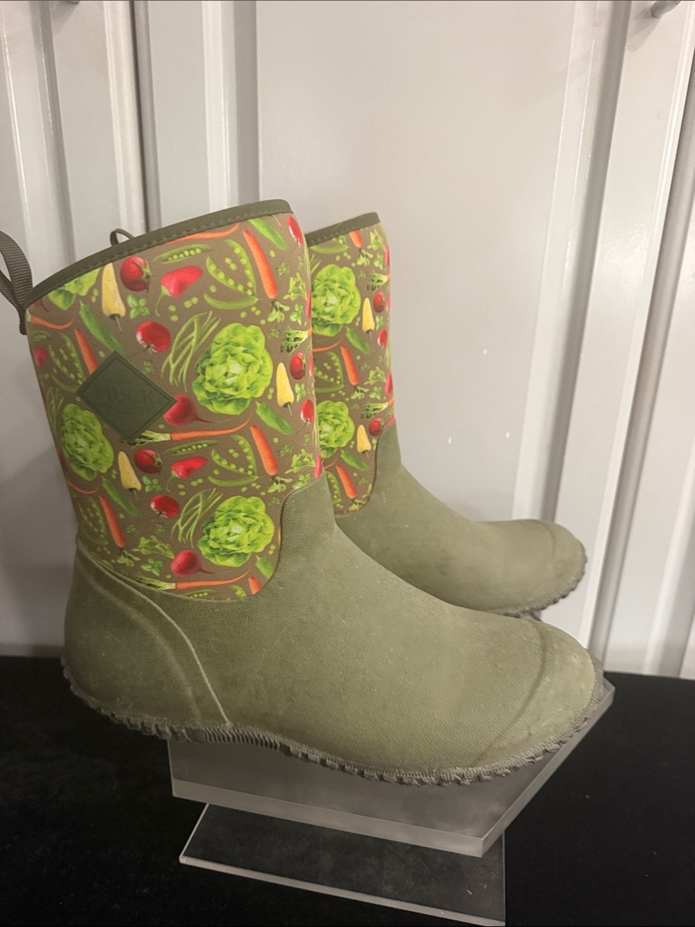 Muck Boots - Women’s Muckster II Mid Boots, Green Garden Veggie Print Rain Boot